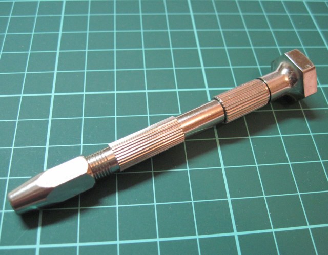 Минидрель ручная