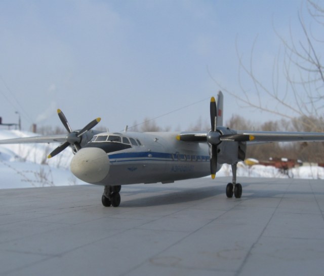 Ан-24 1:72