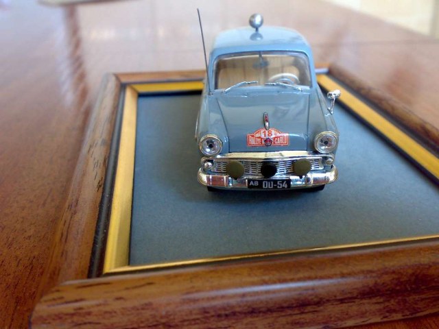 Москвич "монтекарло"