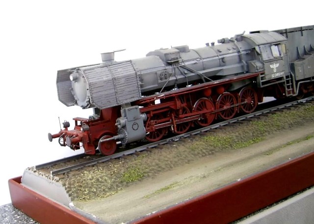 Локомотив BR 52 с мортирой Карл