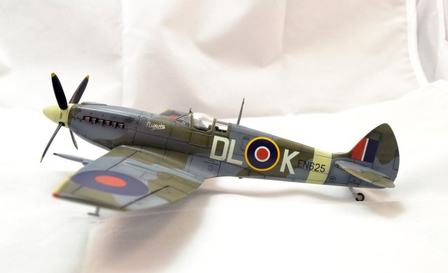 Spitfire Mk.XII, 1/48, Airfix