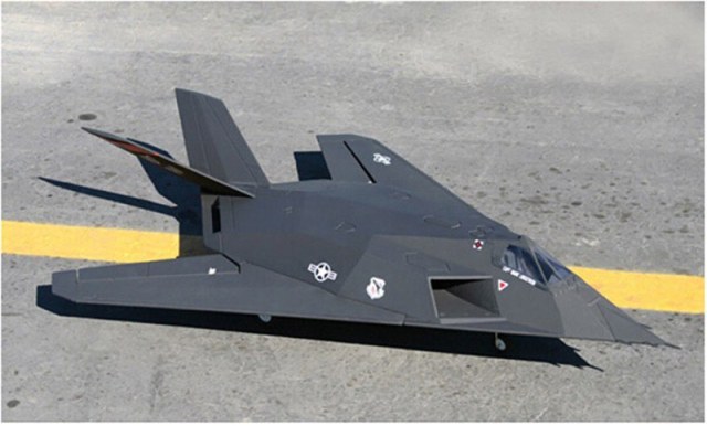 Истребитель бомбардировщик Ф 117А