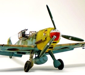Bf-109E-7/trop