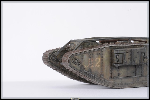 MKIV Female — ромбовидная самка