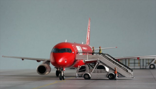 SSJ-100 RedWings RA-89140