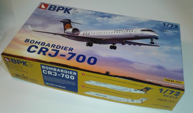 Bombardier CRJ-700 1/72