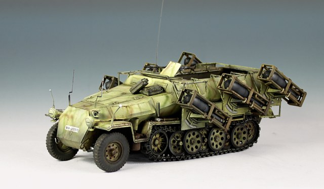 Sd.Kfz.251/2 Ausf.C  w/28cm WK Spr