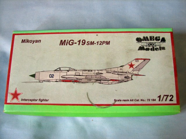 MiG-19SM-12PM