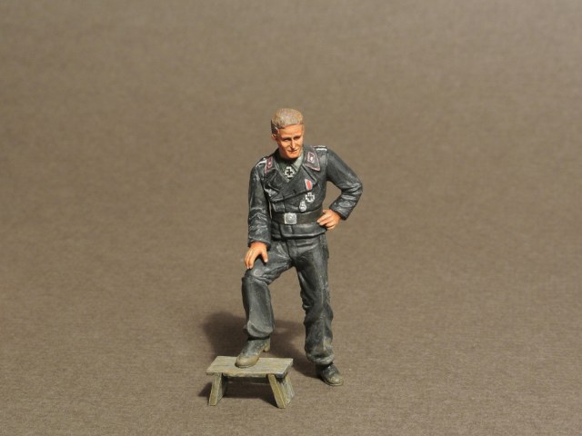 Немецкий танкист на отдыхе