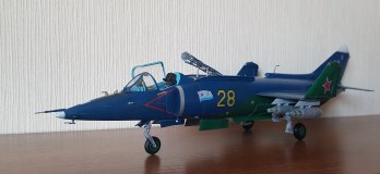 Палубный штурмовик Як-38