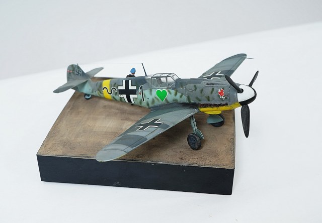 Мессершмитт Bf-109 F-4