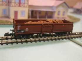 Полувагон для перевозки сыпучих грузов DB scale Z 1/220.