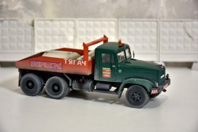 Балластный тягач КРАЗ-258Б1