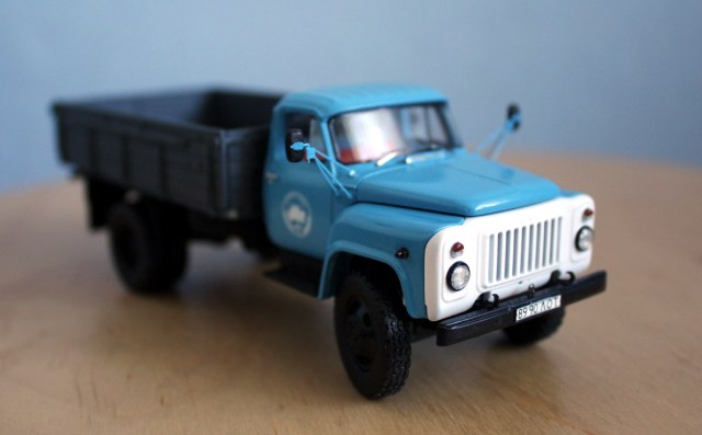 Знаменитый "пийсятьтретий ГАЗОН" - ГАЗ-53-12 образца 1985 года.