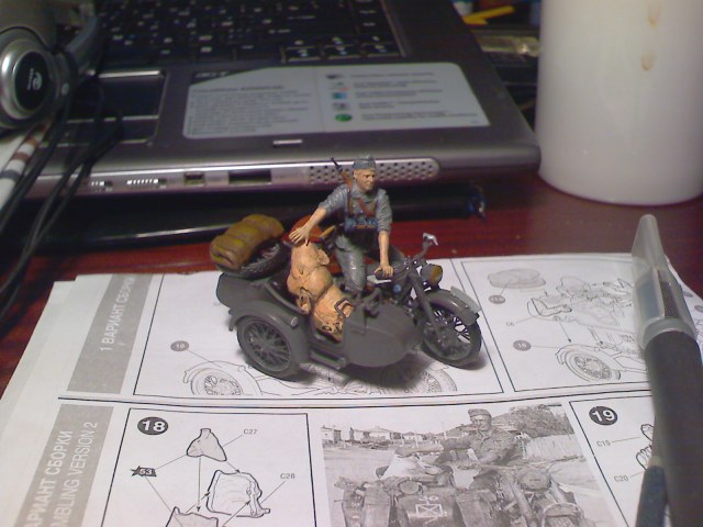 Немецкий мотоцикл Р-12 с коляской и экипажем