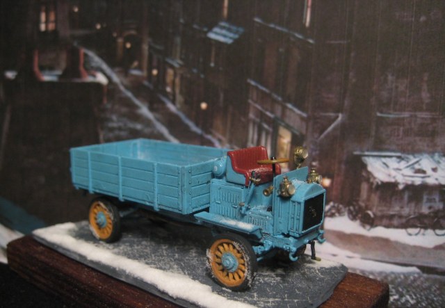 FWD Model B 3-ton Lorry [1:72]