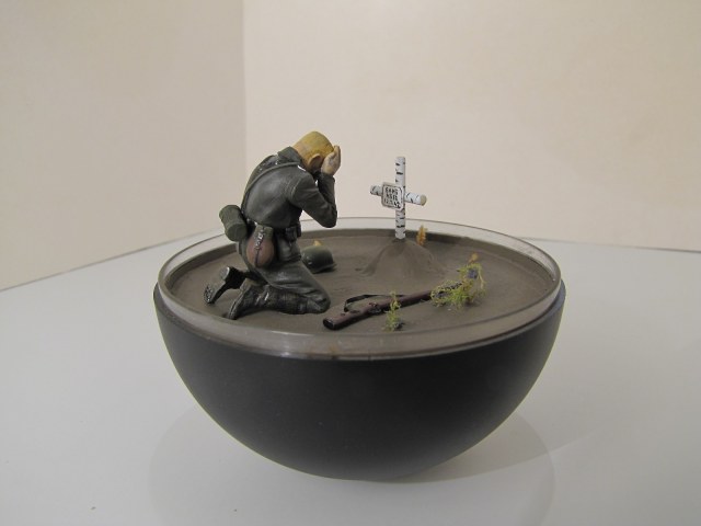 Каждый из них получил свой крест, кто железный, а кто и деревянный