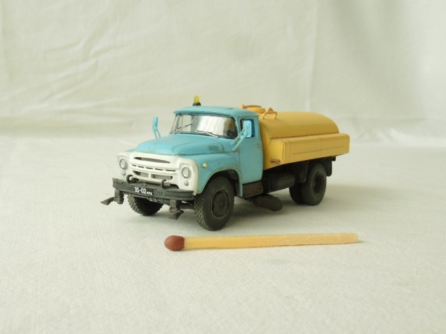 ЗиЛ-130 поливомоечная (АКПМ-3)