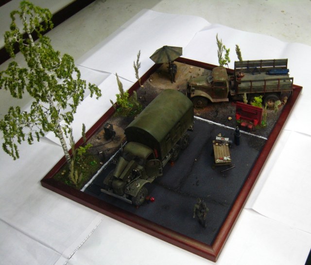 Этюд с грузовиками