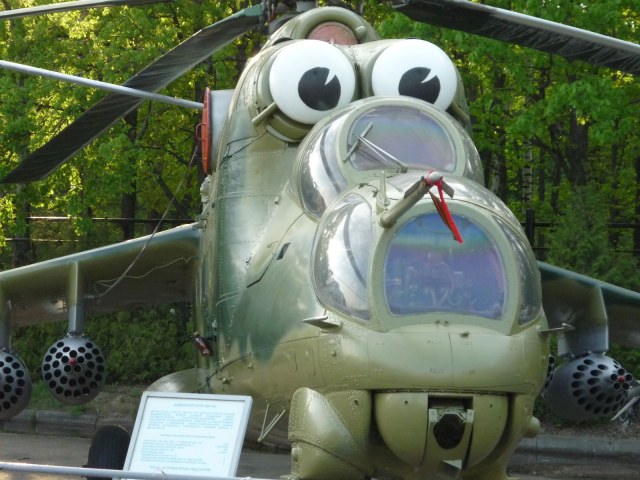 Площадка боевой техники на Поклонной горе ч.2