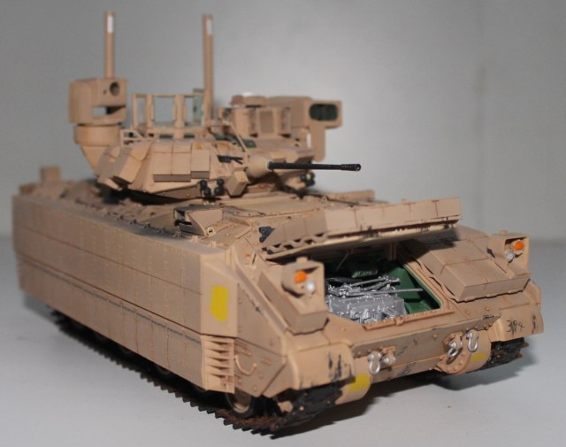 M2A3 Bradley w/BUSK III