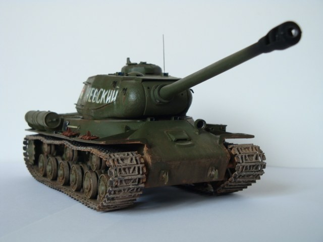 Советский тяжёлый танк ИС-2