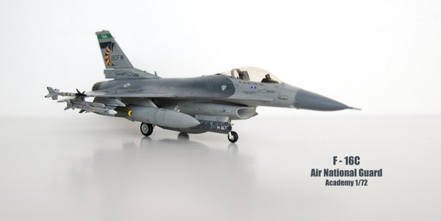 F- 16CG block-42 112-th FW          1/72