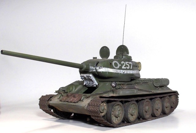 Т-34-85.Май 1945 г.Прага.