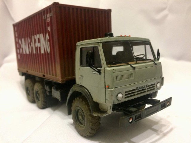 Камаз с контейнером