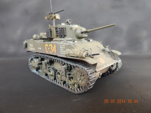 M5A1 "STUART" early version