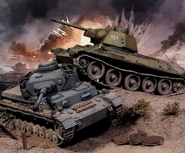 Танковый таран (по мотивам картины диорамы «Огненная дуга»)
