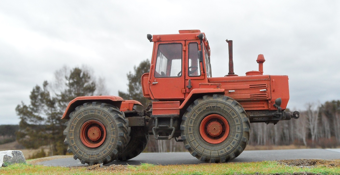 Трактор Т-155М