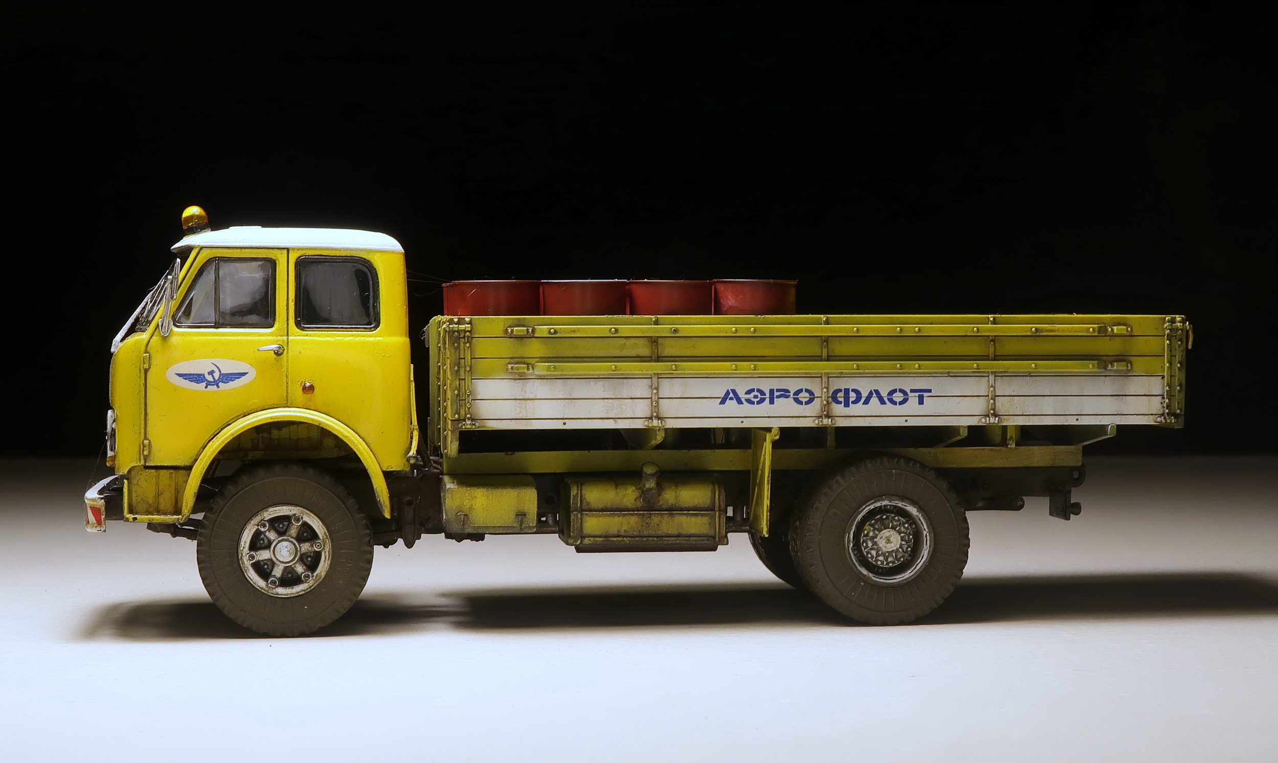 МАЗ-500 аэродромный грузовик