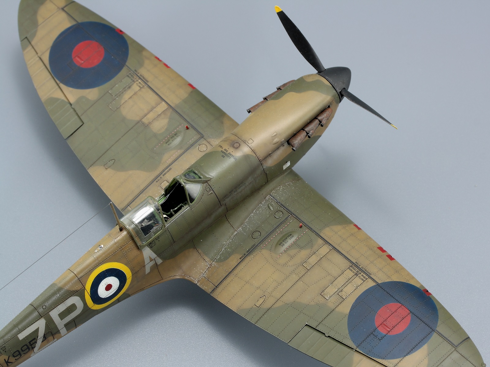 1/48 Spitfire Мк 1a из 74 Squadron