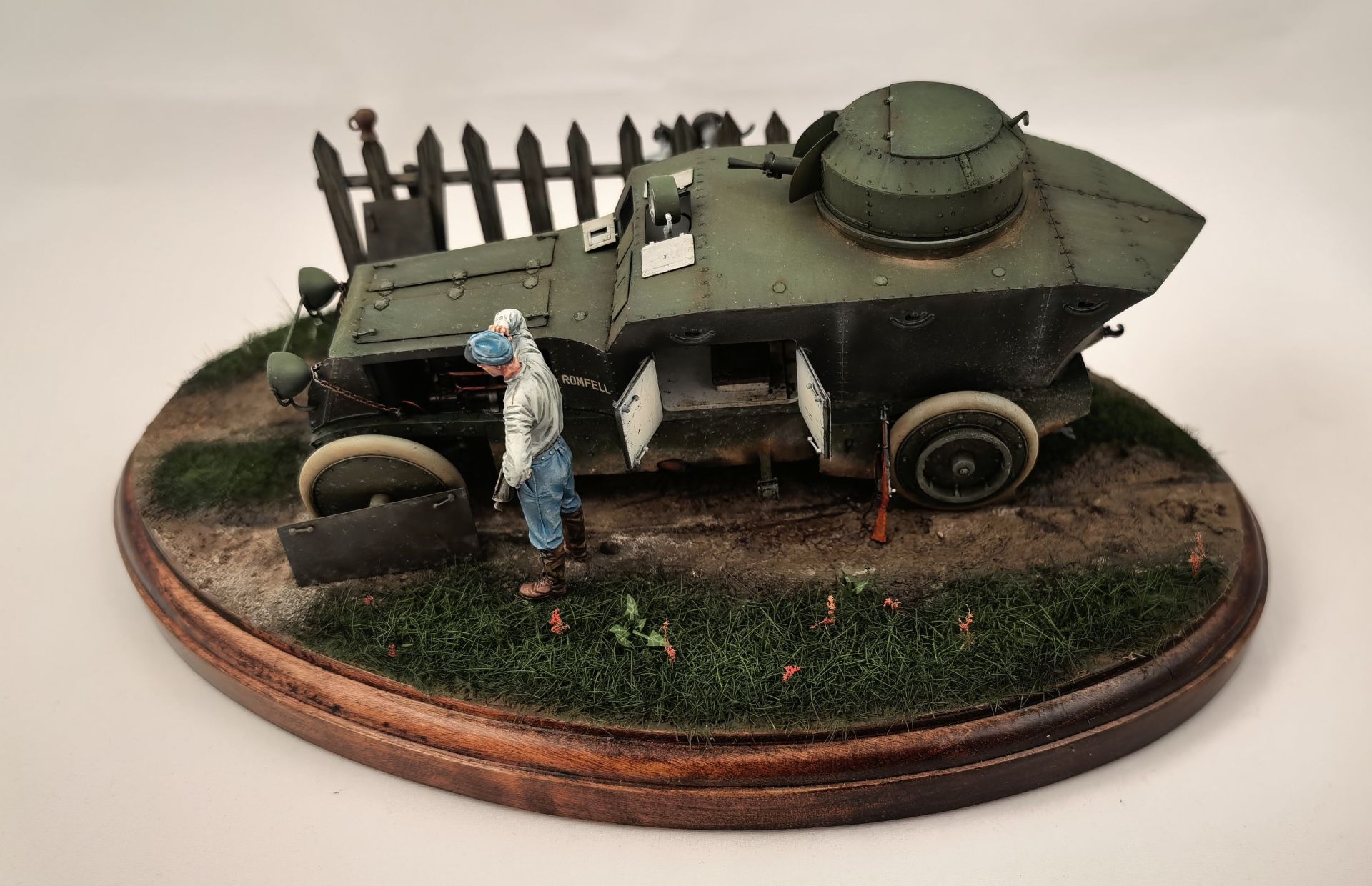 Romfell Panzerwagen