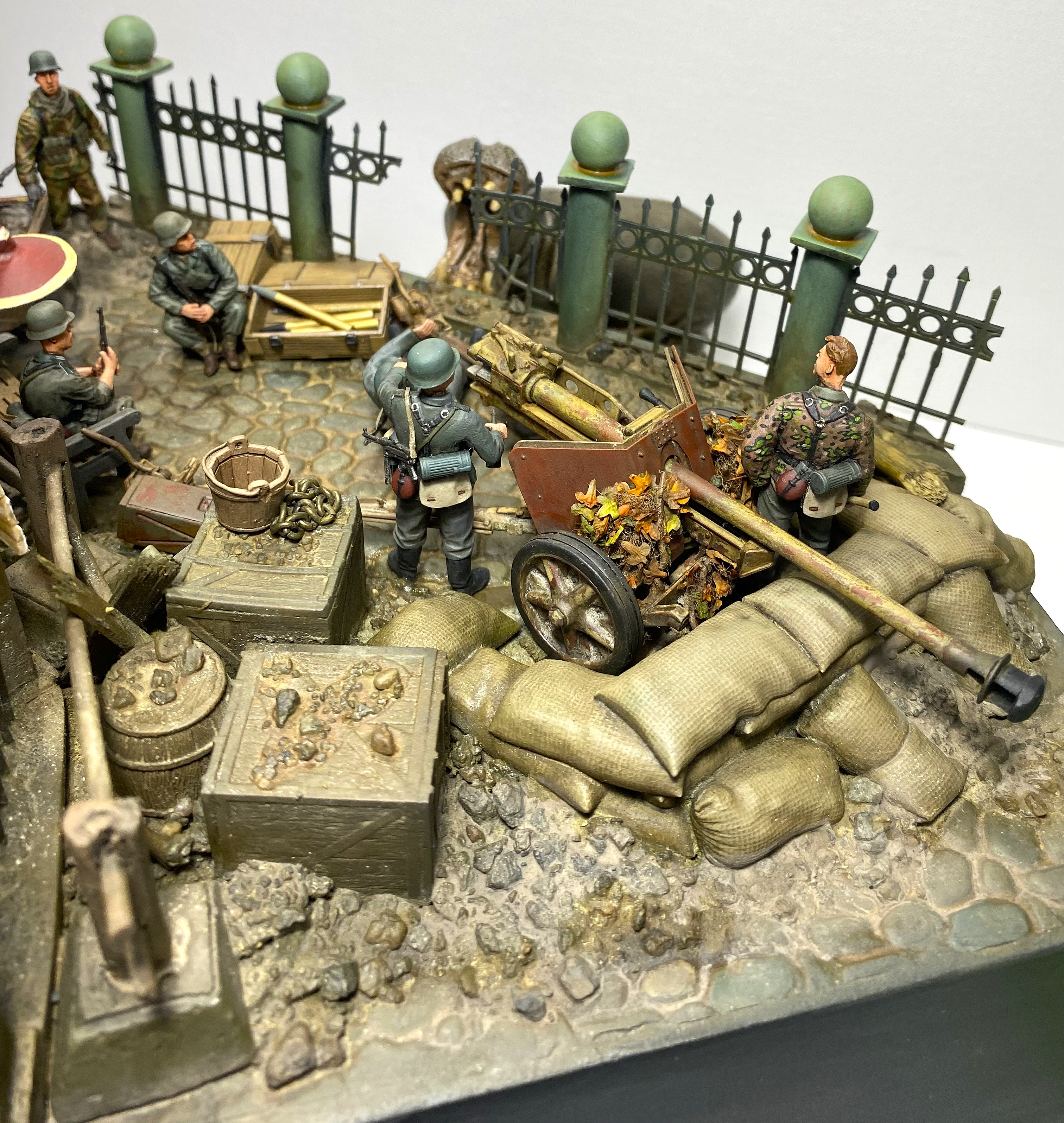 "Двухтонный Ганс" Кенигсберг, Апрель 1945 год