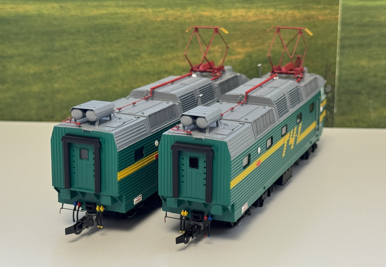 ЧС7-120