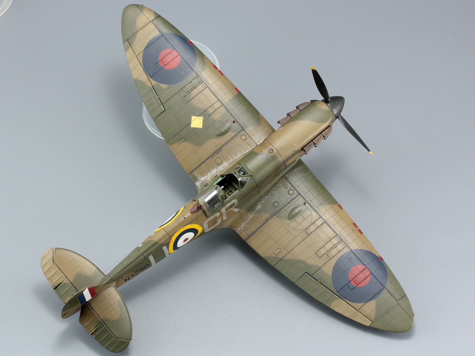 1/48 Spitfire Мк 1a из 92 Squadron
