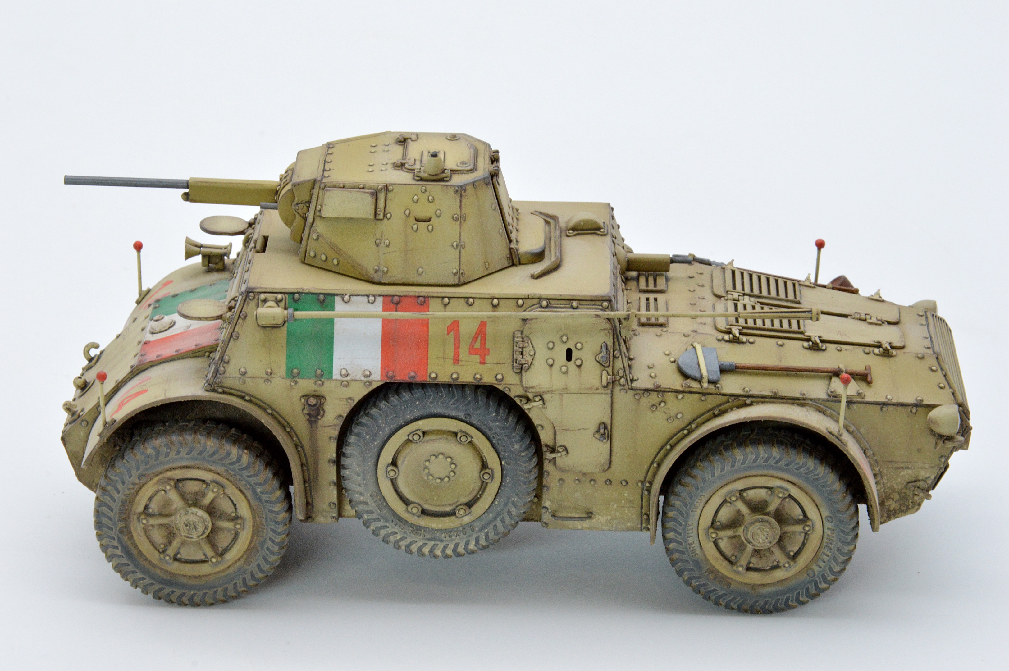 Autoblinda AB 41