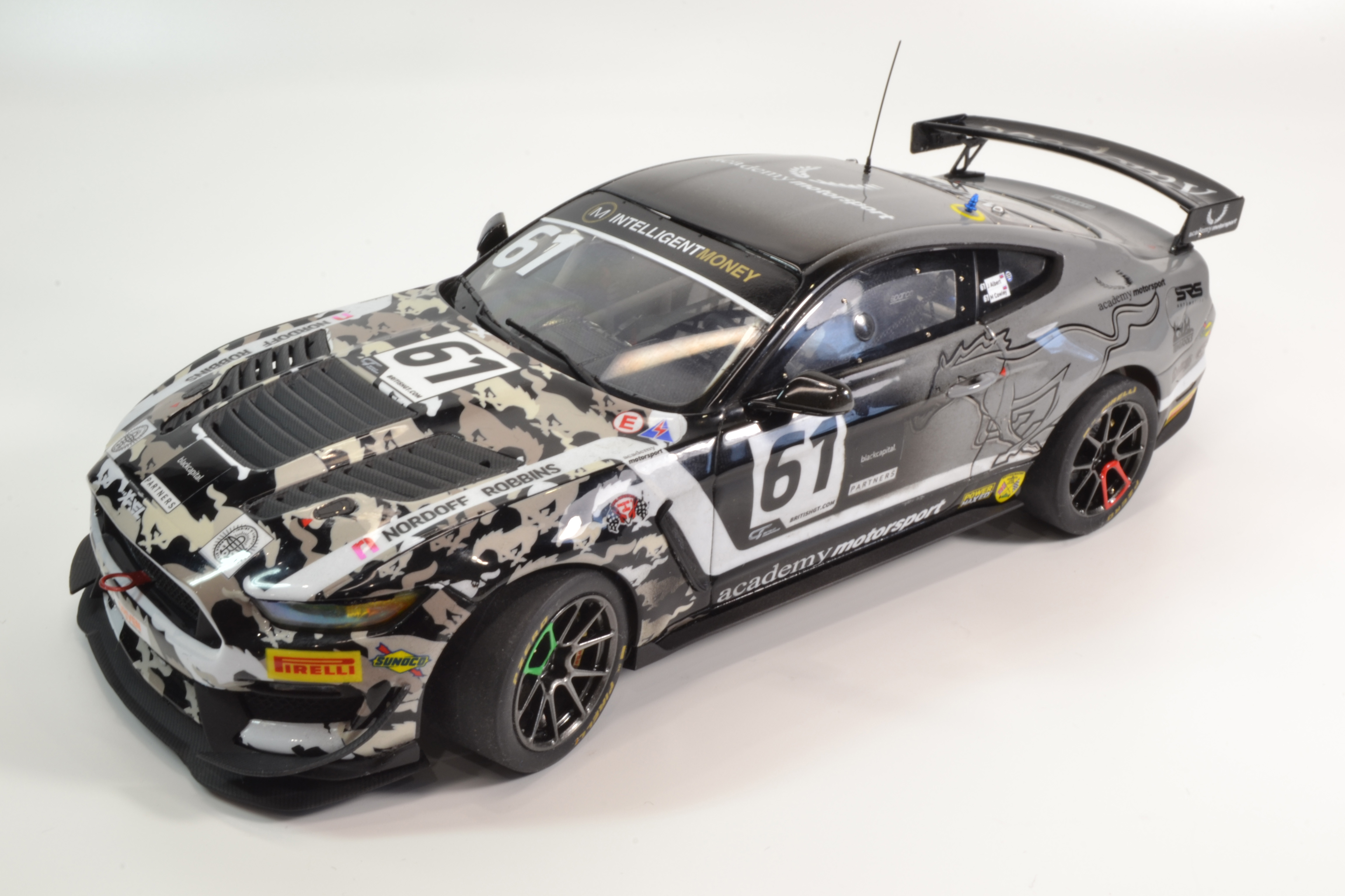 Ford Mustang GT4