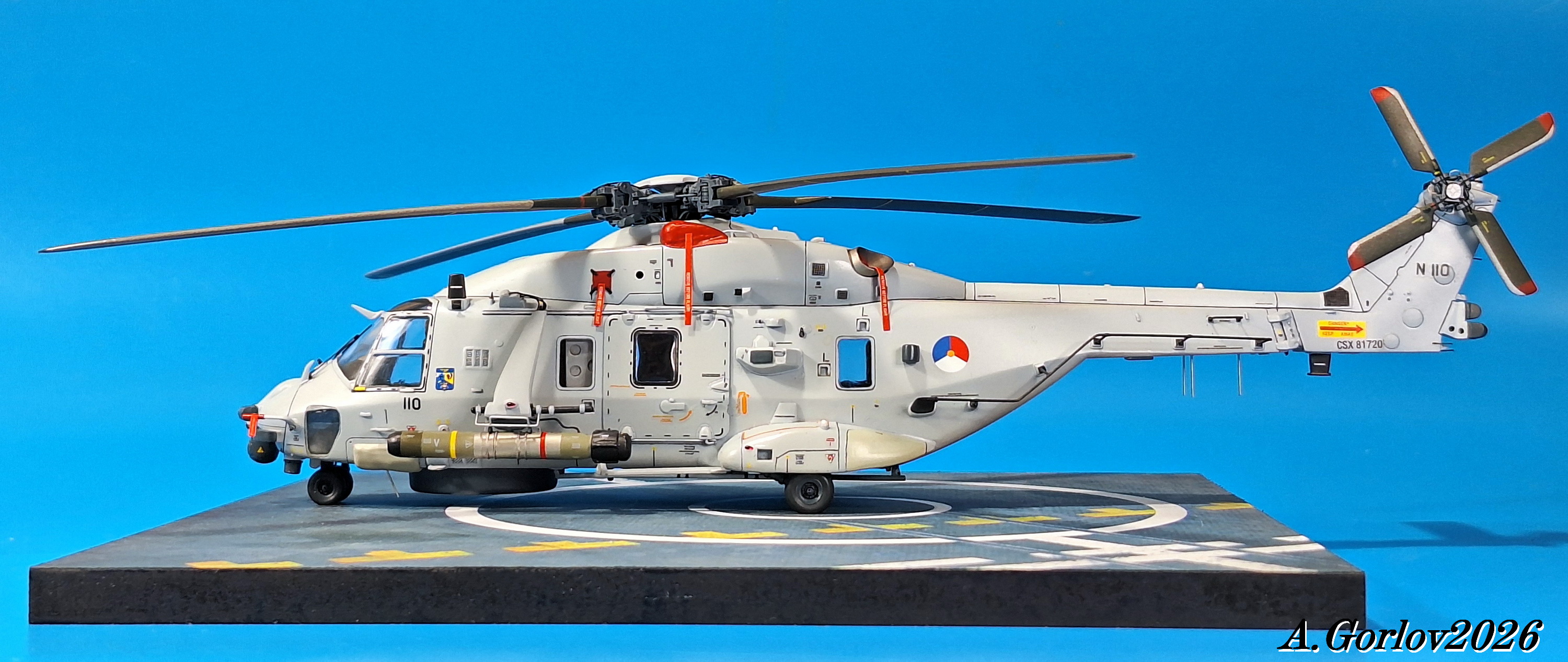 Корабельный транспортно-боевой вертолёт NH90 NFH
