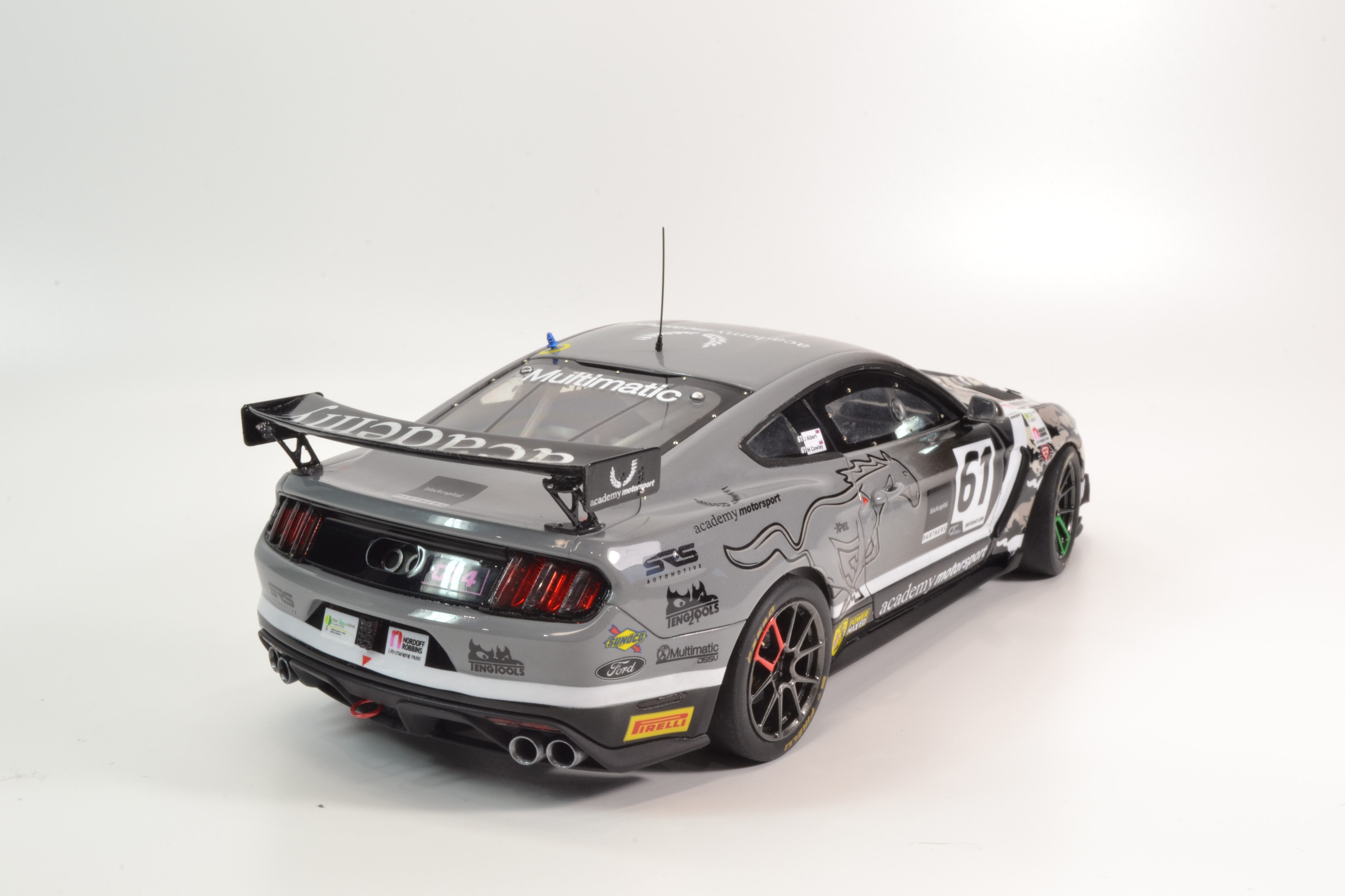 Ford Mustang GT4