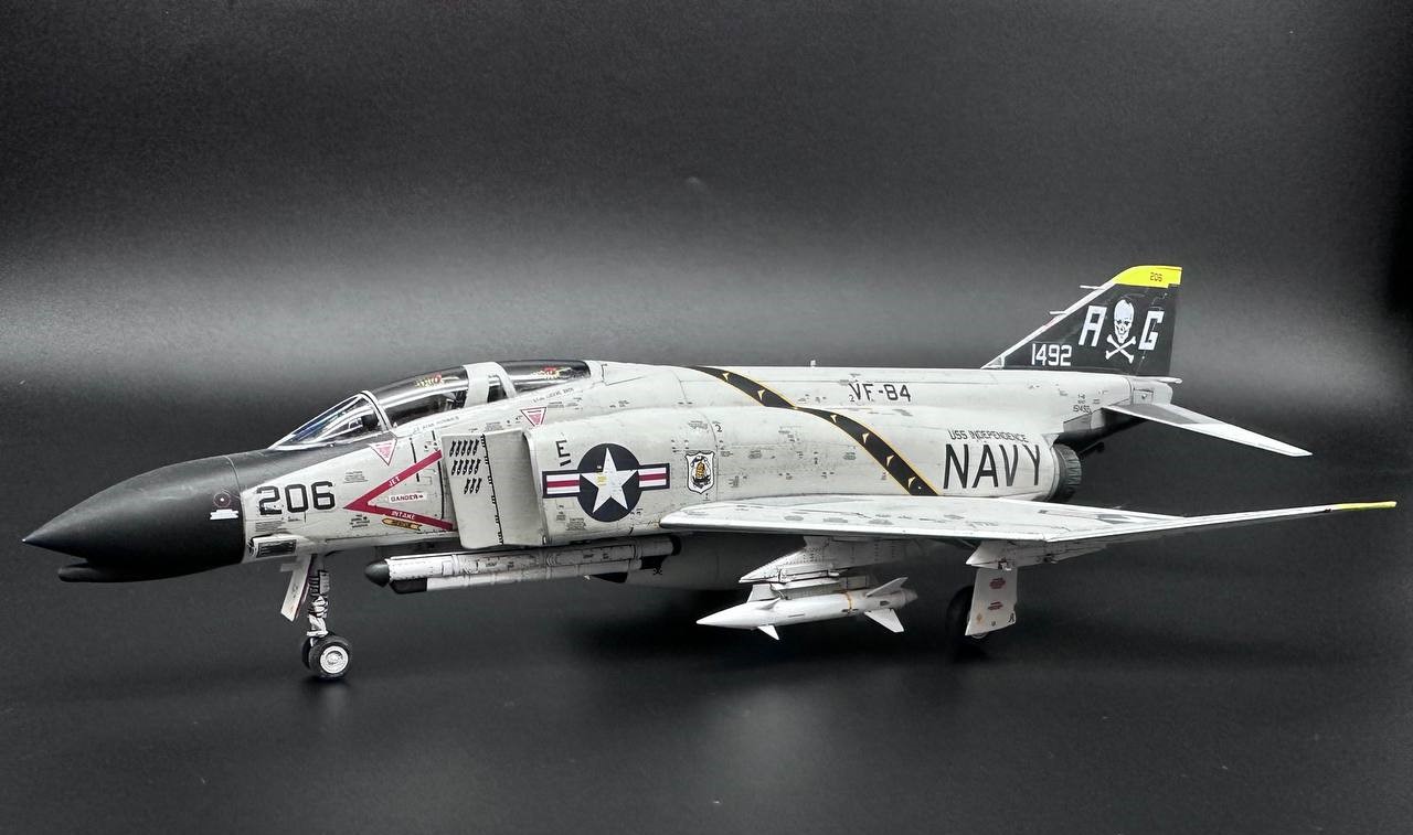 F-4B ВМС США VF-84  "Jolly Rogers"