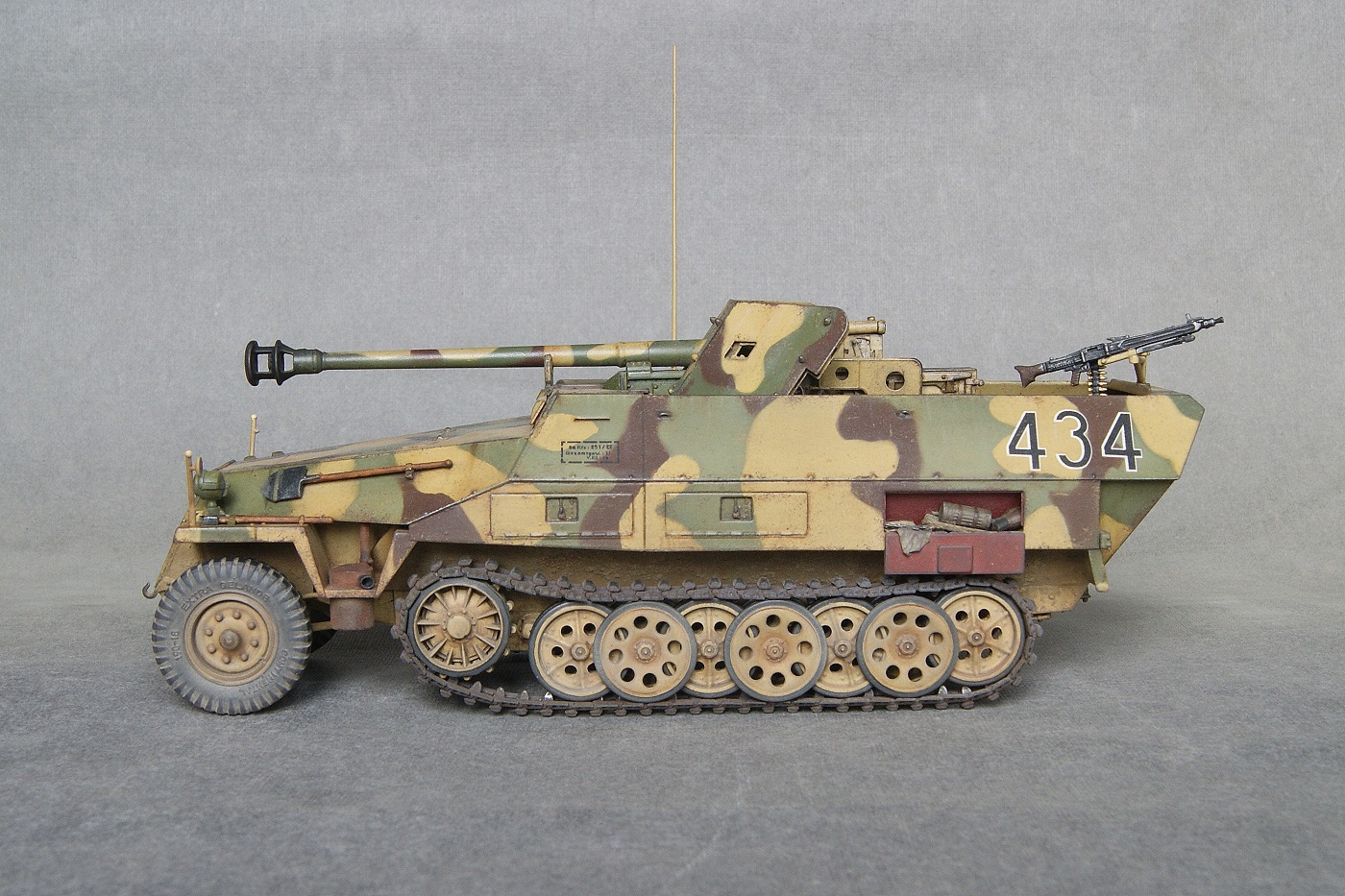 Sd.Kfz.251/22 Ausf.D 7.5 cm PaK40