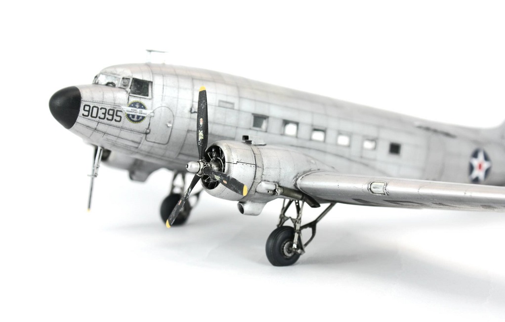 Douglas C-47 "Skytrain"