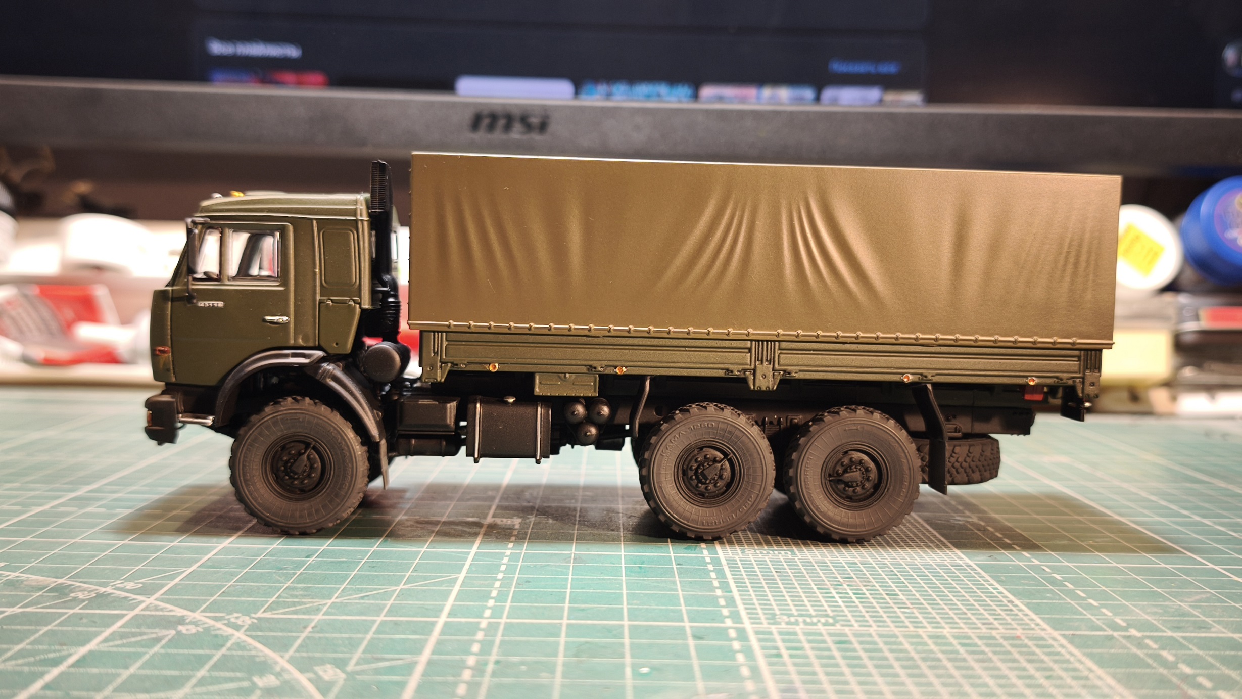 КАМАЗ-43118