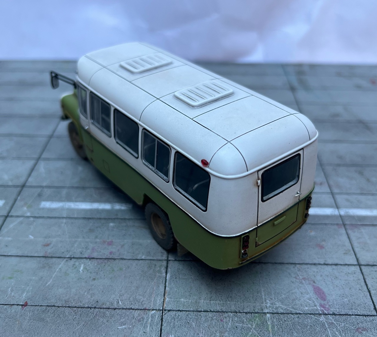 Автобус ТАРЗ-002Б