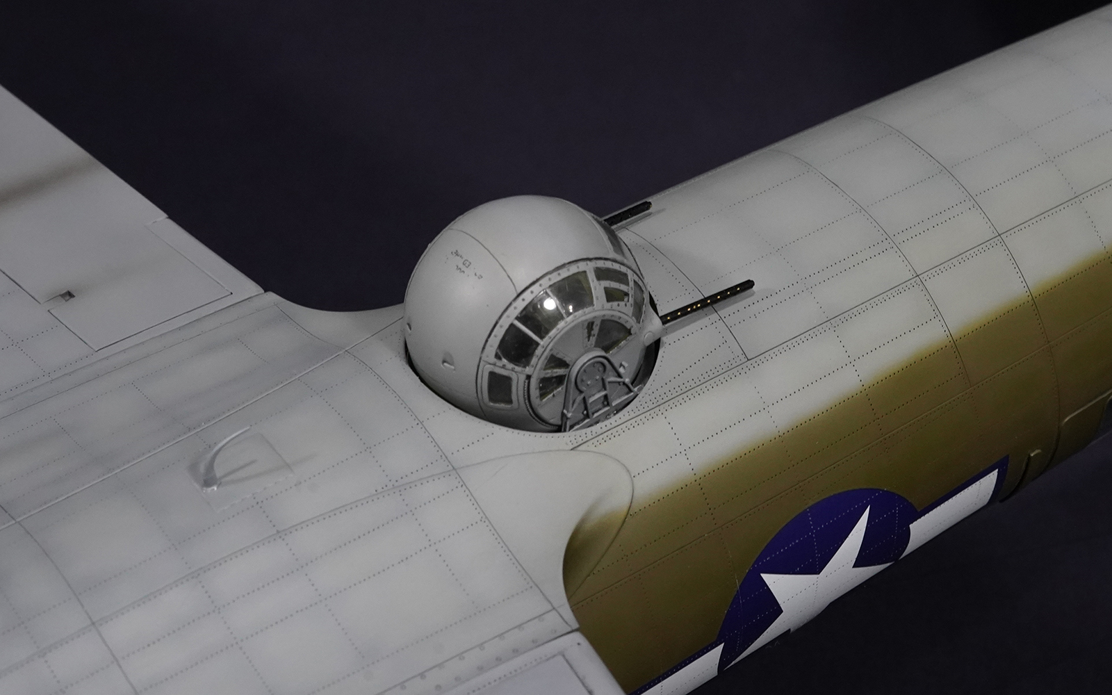 B-17F Ye Olde Pub