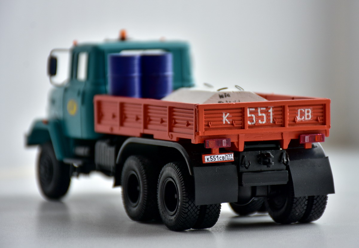 Балластный тягач КРАЗ-6443