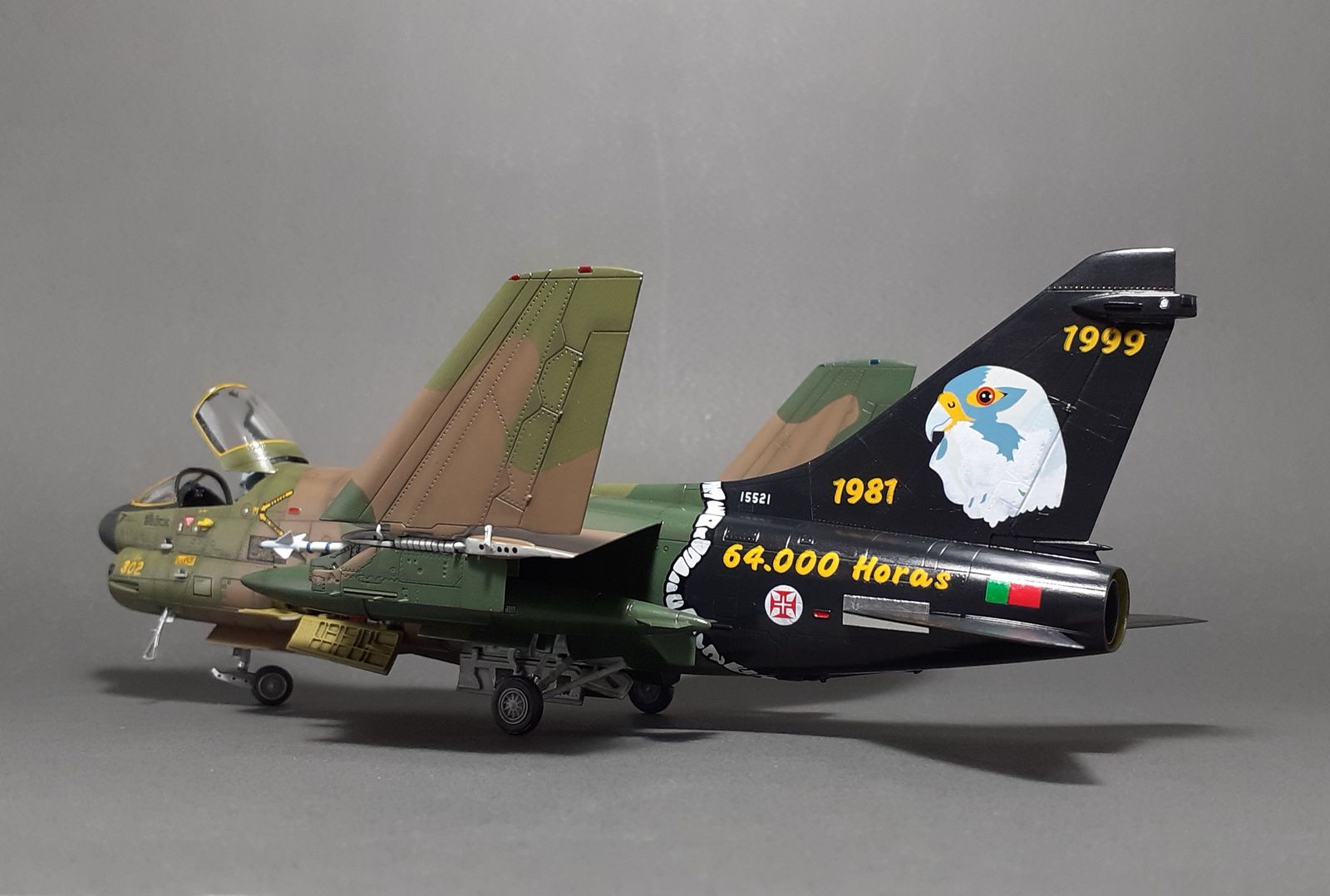 LTV A-7P Corsair II (обр. 1981) (304Sqn. Magnificos, Portugal - Air Force, июль 1999) (FAP-15521)